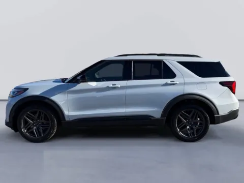 Photos of 2026 Ford Explorer ST for sale in Morristown, TN at Farris Ford - Morristown