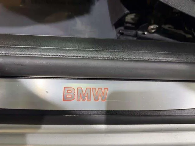 BMW 7 Series photo 28
