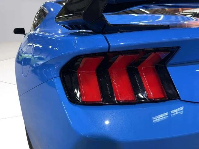 Ford Mustang photo 52