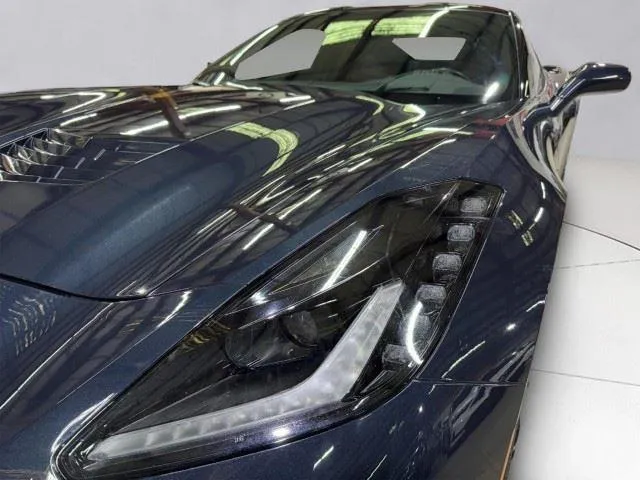 Chevrolet Corvette photo 14