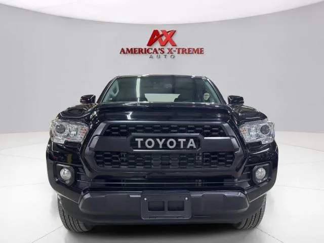 Toyota Tacoma photo 6
