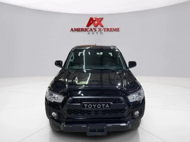Toyota Tacoma photo 11