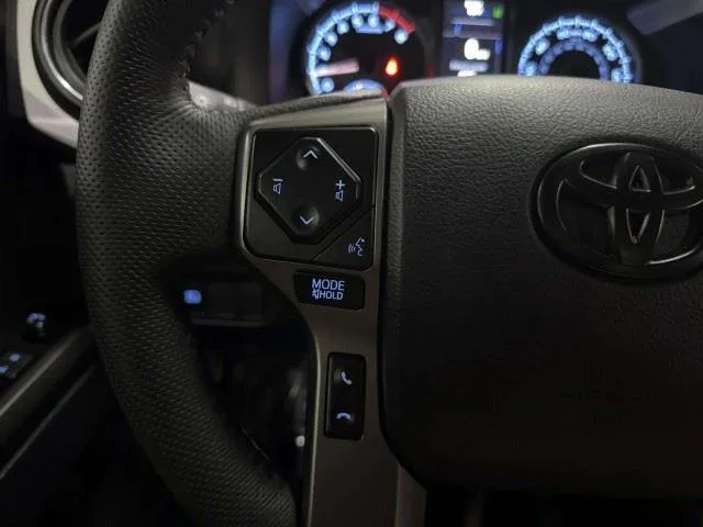 Toyota Tacoma photo 41