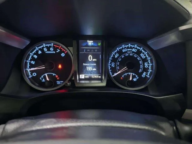 Toyota Tacoma photo 52