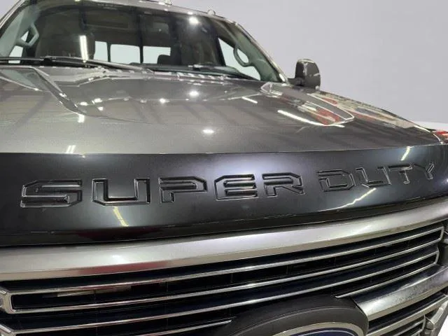 Ford F-250 photo 12