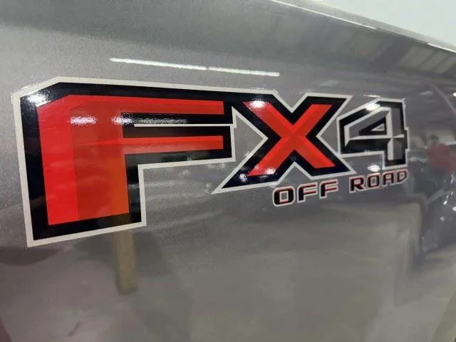 Ford F-250 photo 22