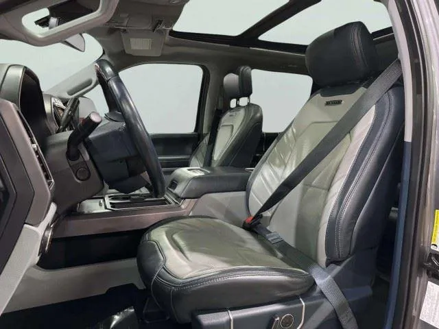 Ford F-250 photo 32