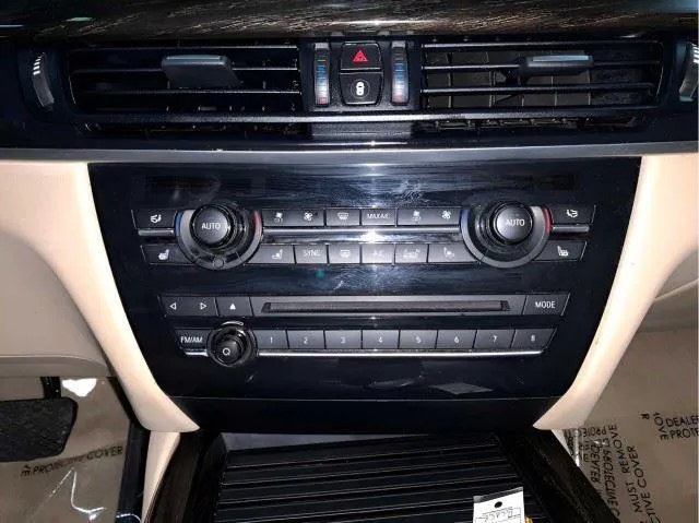 BMW X5 photo 25