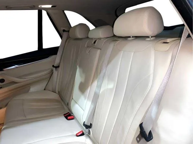 BMW X5 photo 35
