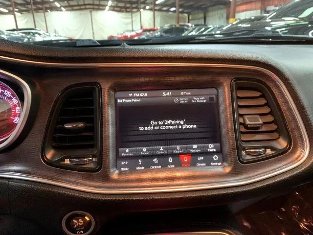 Dodge Challenger photo 32