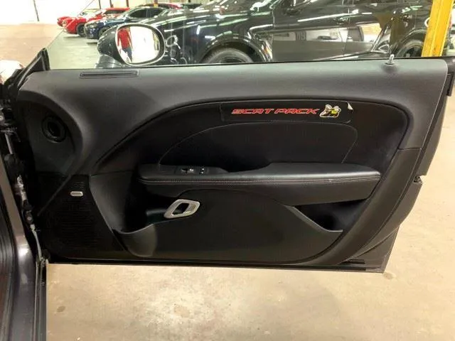 Dodge Challenger photo 49