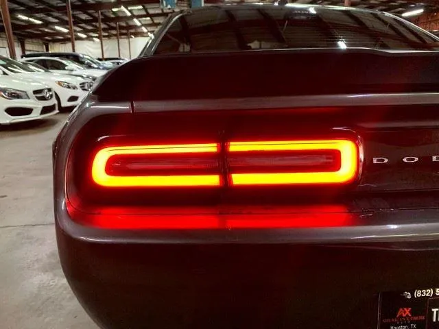 Dodge Challenger photo 53