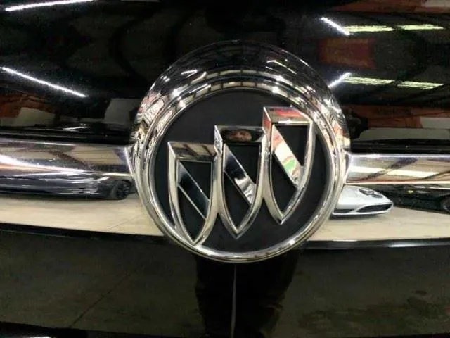 Buick Regal photo 13