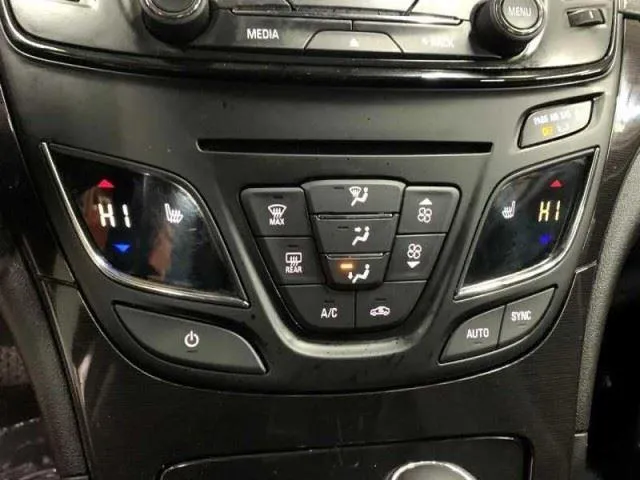 Buick Regal photo 32