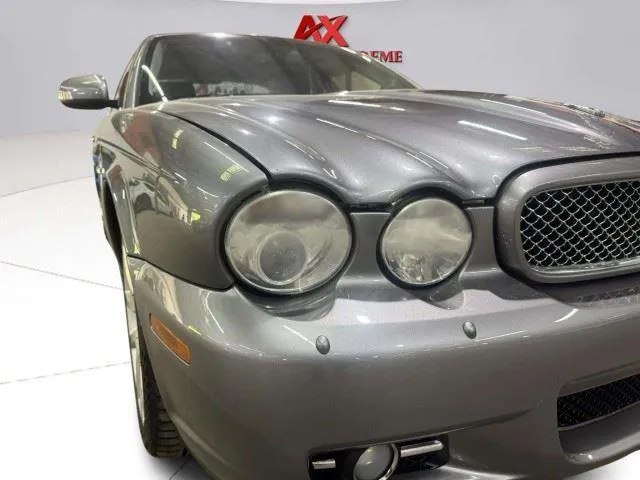 Jaguar XJ photo 14
