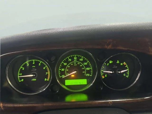 Jaguar XJ photo 22