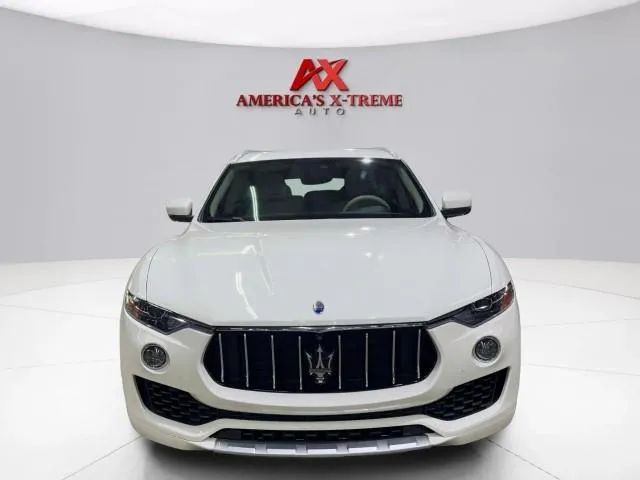 Maserati Levante photo 11