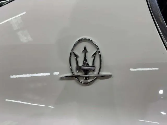 Maserati Levante photo 15