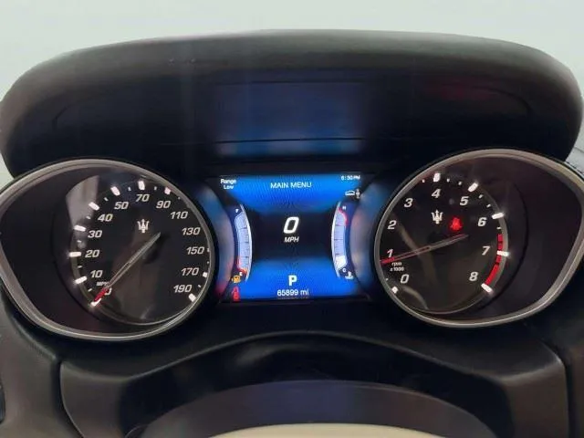 Maserati Levante photo 22