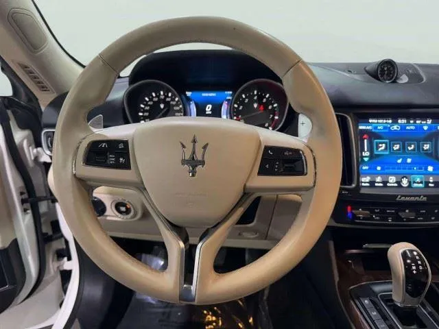 Maserati Levante photo 23
