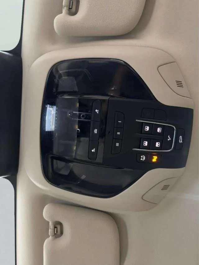 Maserati Levante photo 29