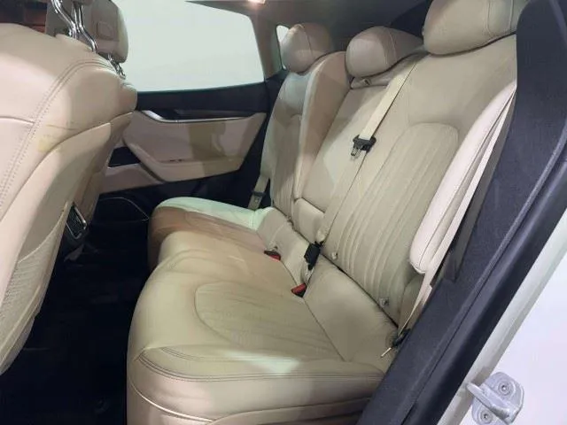 Maserati Levante photo 33