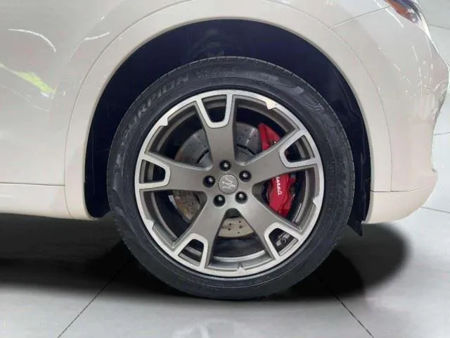 Maserati Levante photo 70