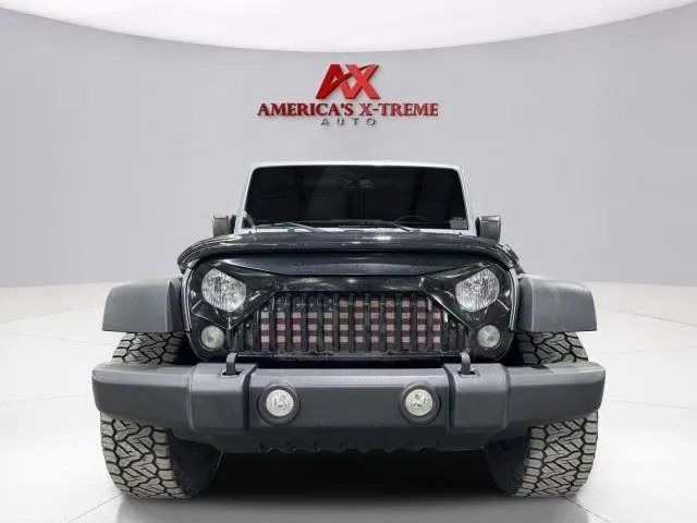 Jeep Wrangler photo 9