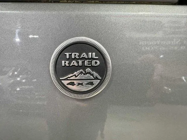 Jeep Wrangler photo 16