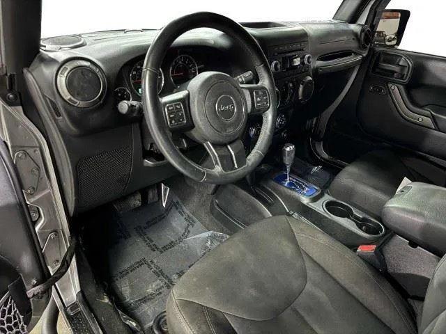 Jeep Wrangler photo 19