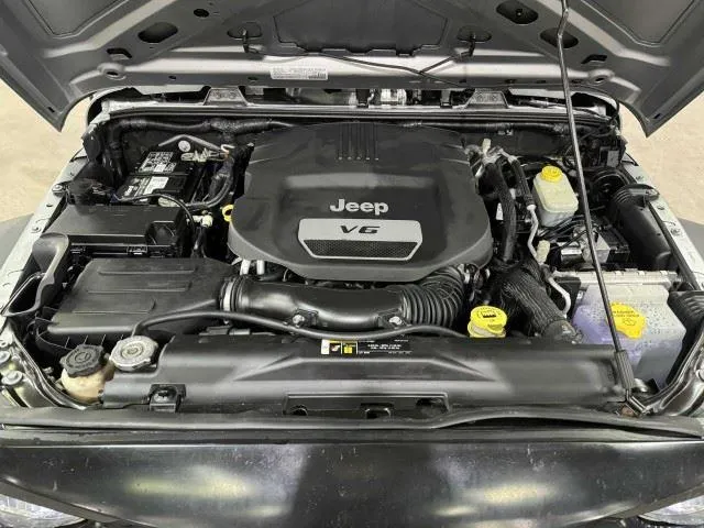 Jeep Wrangler photo 54