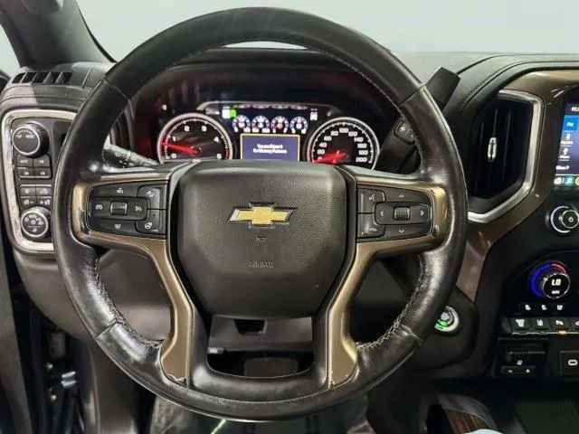 Chevrolet Silverado photo 21