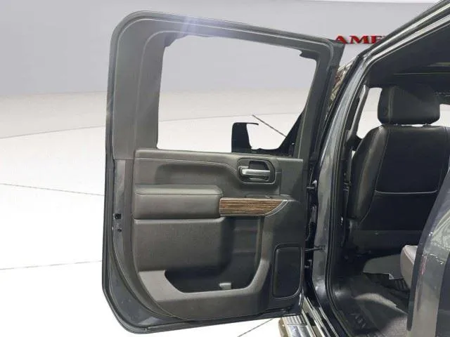 Chevrolet Silverado photo 26