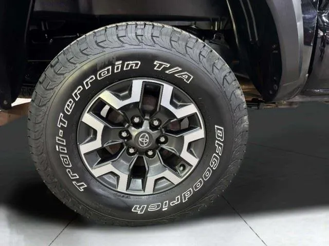 Toyota Tacoma photo 43