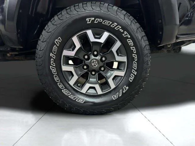 Toyota Tacoma photo 46