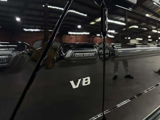 Mercedes-Benz G-Class photo 18