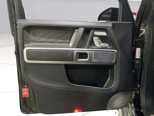 Mercedes-Benz G-Class photo 19
