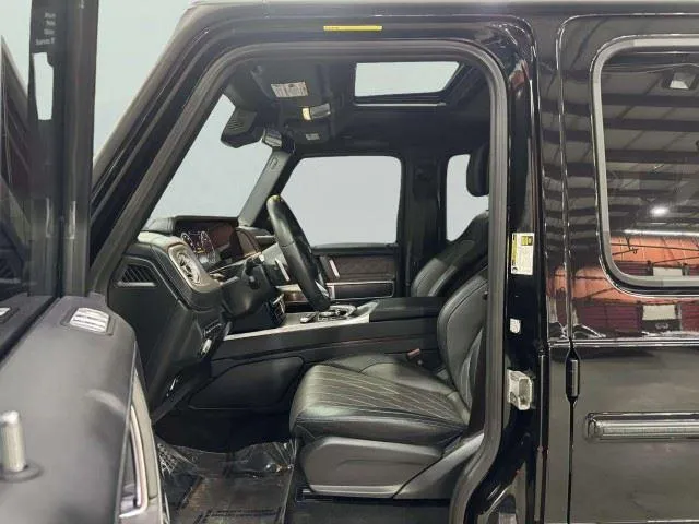 Mercedes-Benz G-Class photo 23