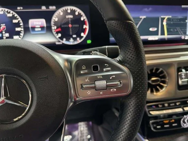 Mercedes-Benz G-Class photo 29