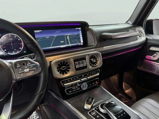 Mercedes-Benz G-Class photo 33