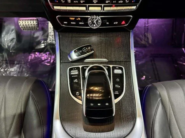 Mercedes-Benz G-Class photo 40