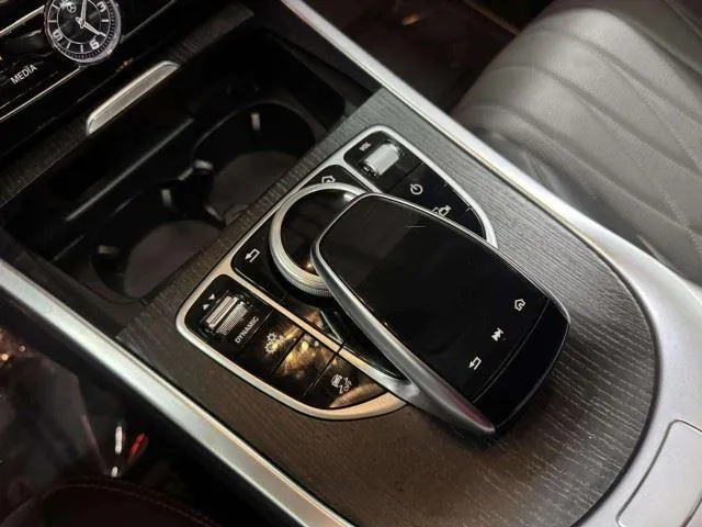Mercedes-Benz G-Class photo 43