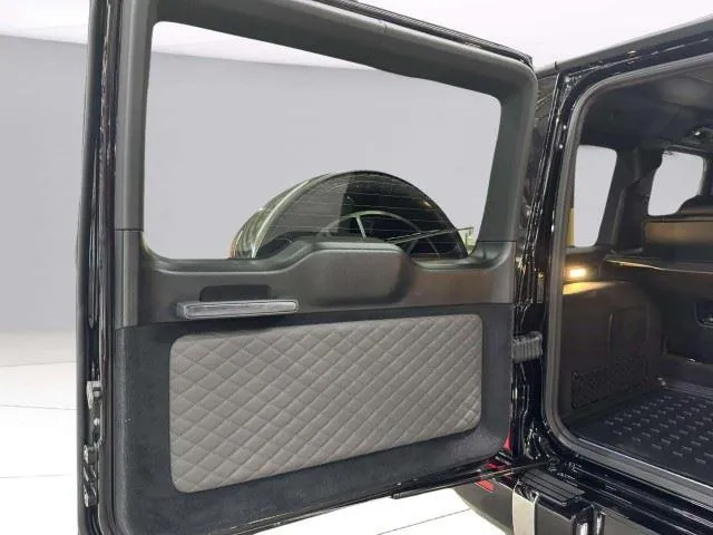Mercedes-Benz G-Class photo 67