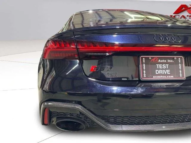 Audi RS 7 photo 25