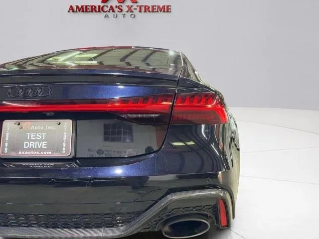 Audi RS 7 photo 26