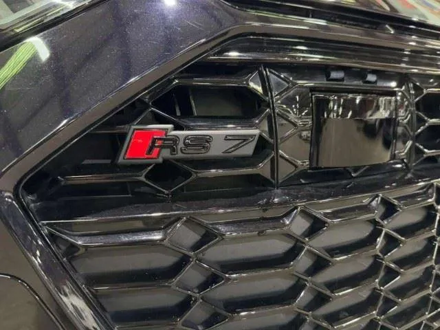 Audi RS 7 photo 31