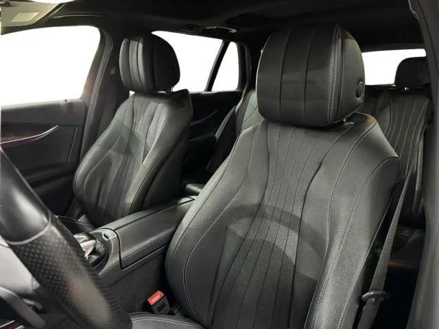 Mercedes-Benz E-Class photo 24