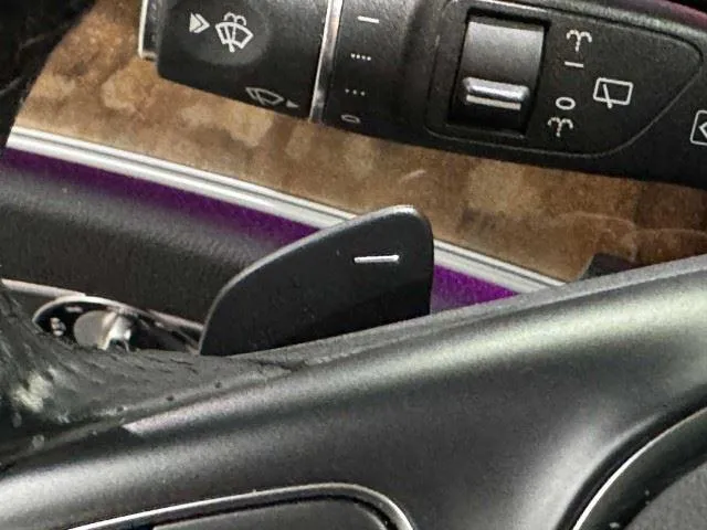 Mercedes-Benz E-Class photo 37