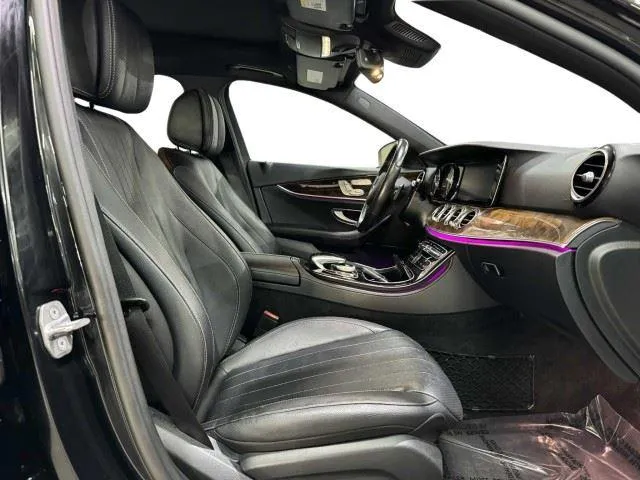 Mercedes-Benz E-Class photo 63