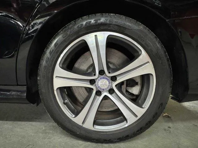 Mercedes-Benz E-Class photo 71